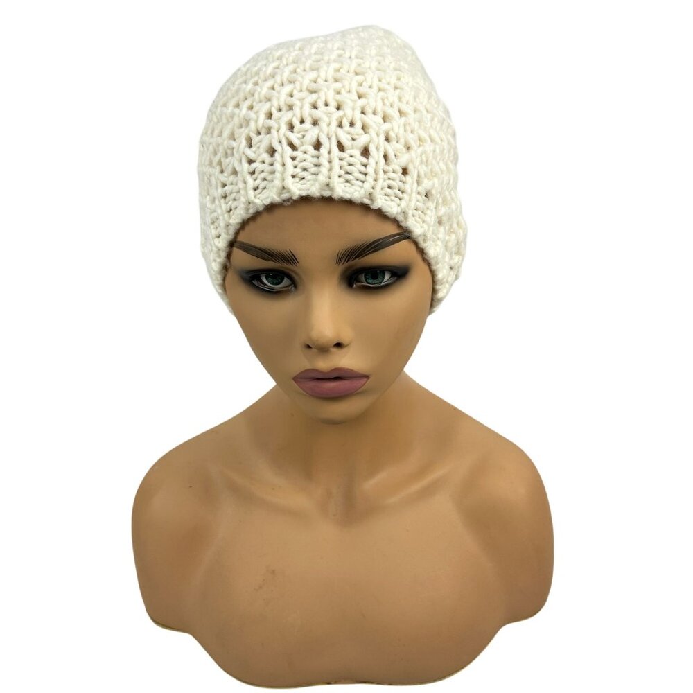 Old Navy Womens Off-White Knit Beanie Acrylic Soft Lightweight Warm One Size